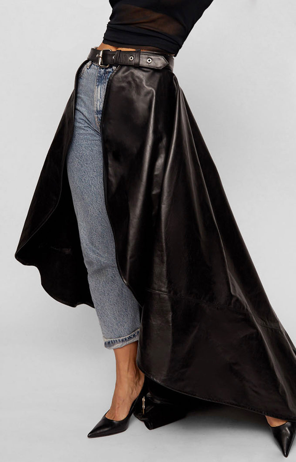 REGAL LEATHER PEPLUM BELT